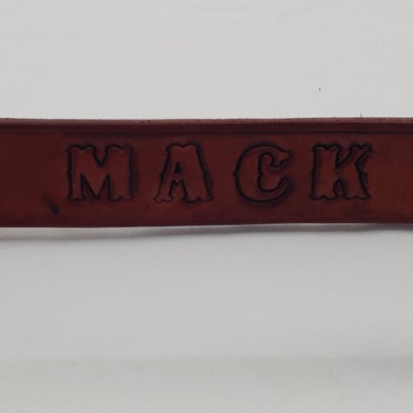 Vintage 1950's Tooled Leather Belt with "MACK" Engraving - size 38 - Picture 3 of 7